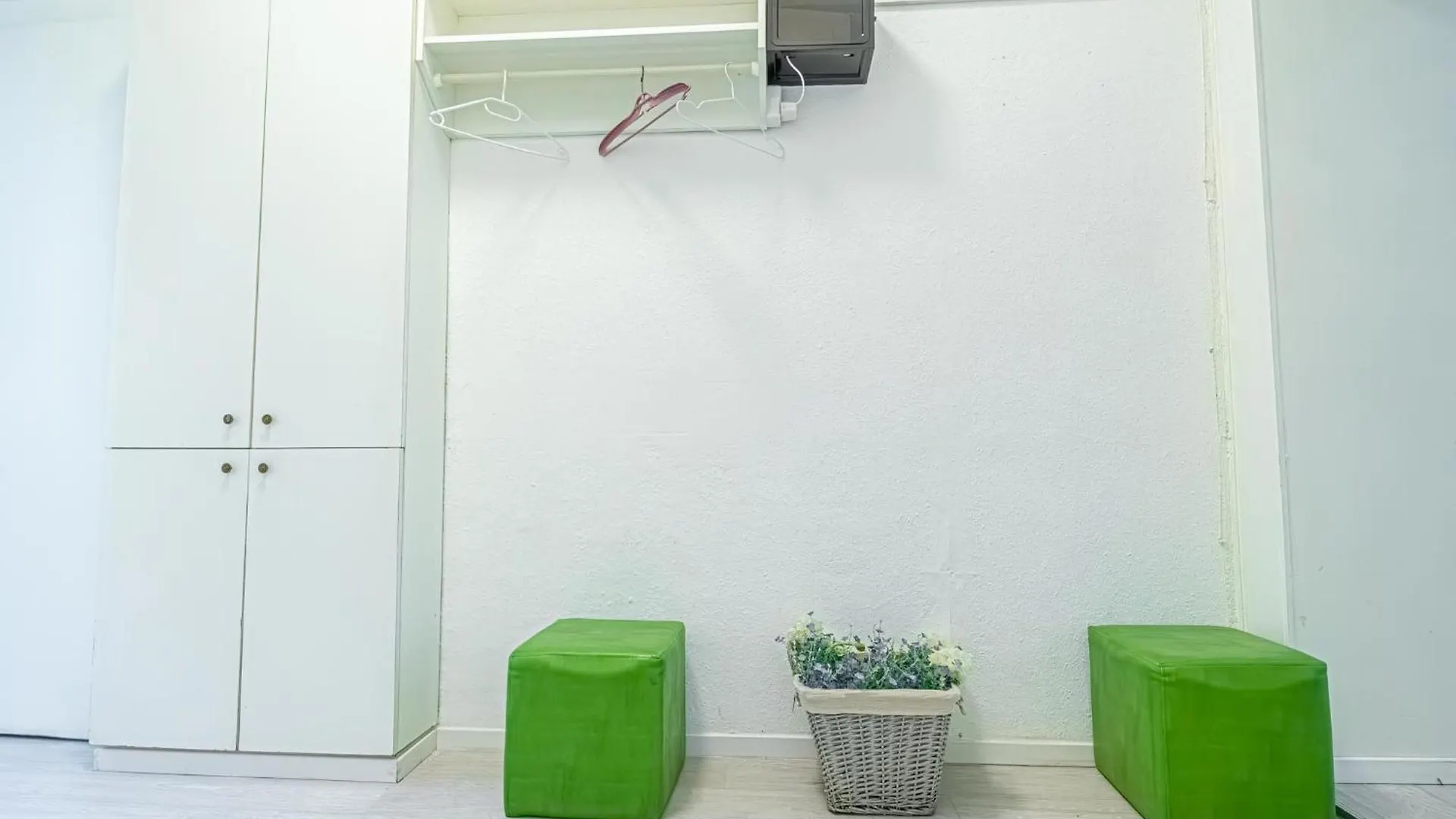 Trendy 1Br & 1Lr Near Rennweg, Great City Links 0*, Bécs