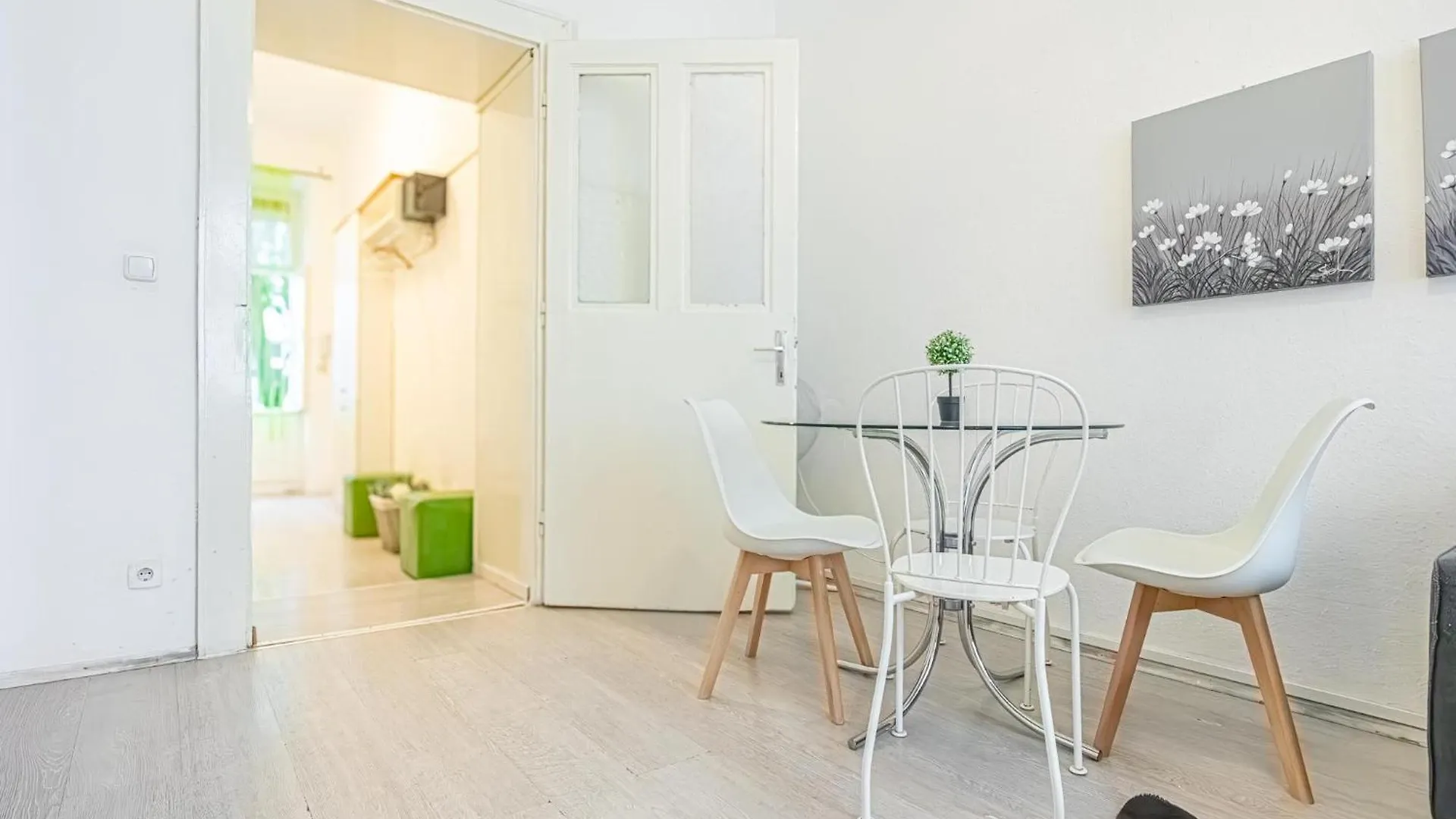 Trendy 1Br & 1Lr Near Rennweg, Great City Links Apartman Bécs